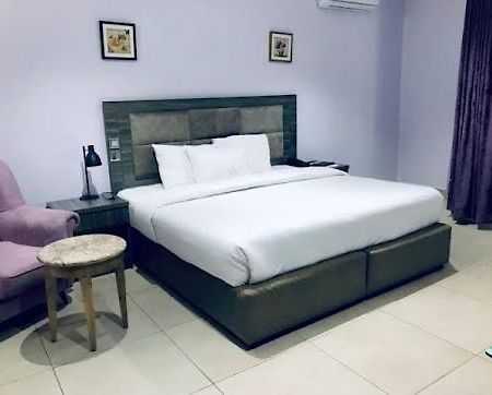 Esther Court Hotel Akure Exterior photo